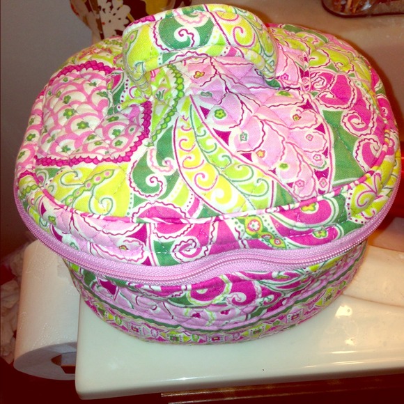Vera Bradley pinwheel pink makeup bag