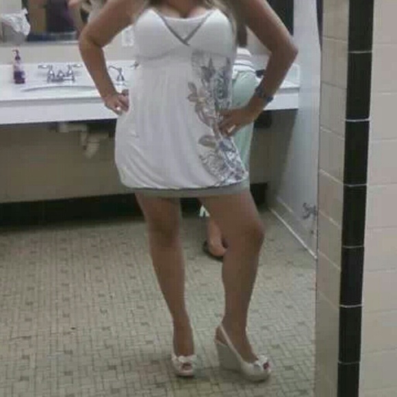 Steve Madden peep toe beige worn once!! Super cute - Picture 2 of 2