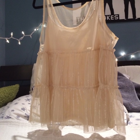 American Eagle sparkle top