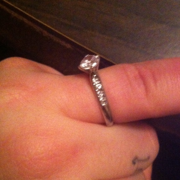 Ring - Picture 2 of 2