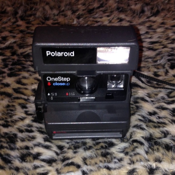 Polaroid Vintage Camera 📹💕