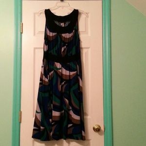 Cute sleeveless multi colored dress