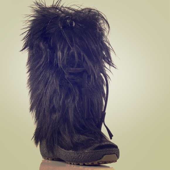 Pajar Fur boots