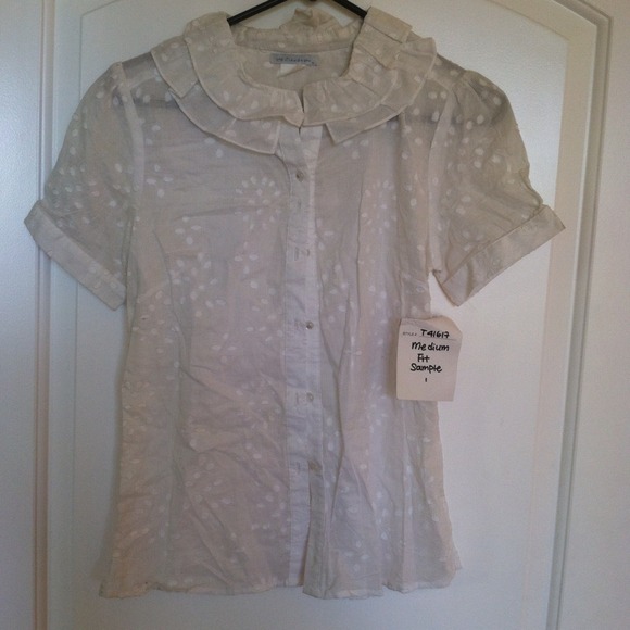 White Blouse - Picture 3 of 3