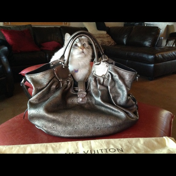 SOLD! Authentic Louis Vuitton LE Mahina XL Bronze TPF