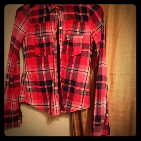 ❌SOLD Abercrombie & Fitch Plaid Long Sleeved Shirt