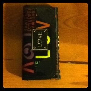 Black wallet!