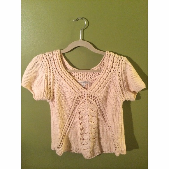 SOLD Beautiful knit crochet Banana Republic top