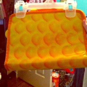 Utensil/makeup/purse