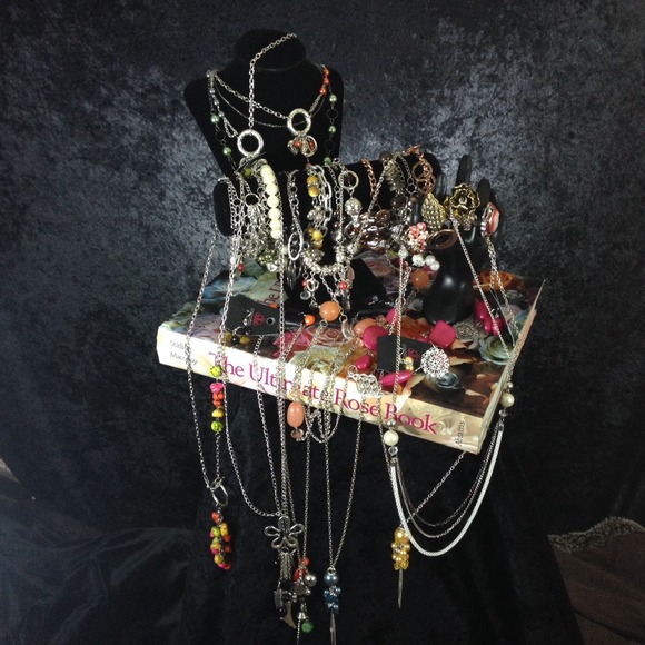 💝Jewelry 💝 - Picture 3 of 4