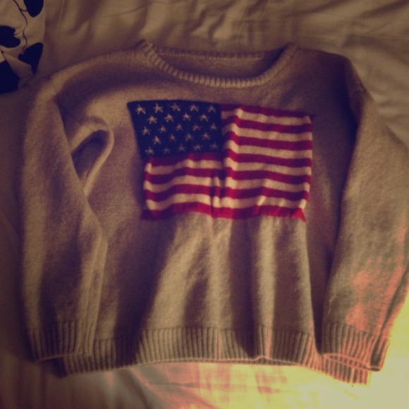 Brandy Melville American Flag Sweater