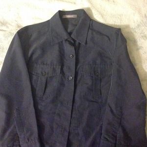 ✂️LIZ Claiborne navy blue 3qtr buttoned top