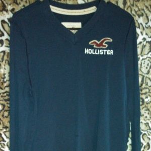 Navy Blue Hollister Pull over *PRICE REDUCED *
