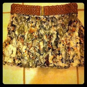 Floral mini skirt