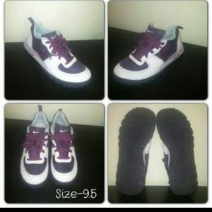 Work out/running shoes nike