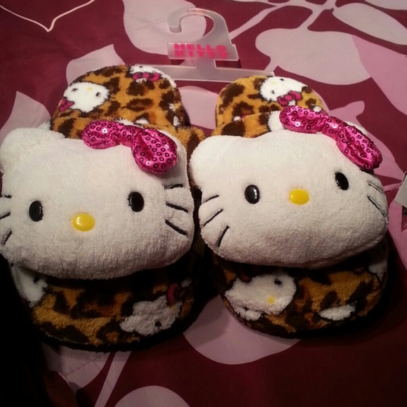 Hello Kitty Shoes - Hello Kitty Slippers