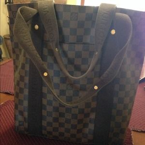 Authentic LV Beaubourg Damier tote