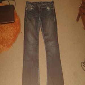 Super cute jeans.