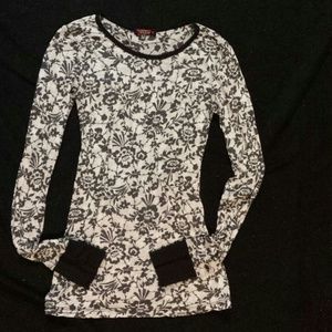 * Long sleeve shirt *