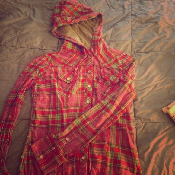 Long Sleeve Hooded Flannel