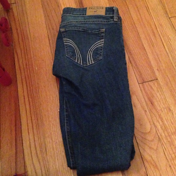 Hollister size 3 jeans!