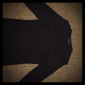 The Limited ! Basic black top! Size M. Casual