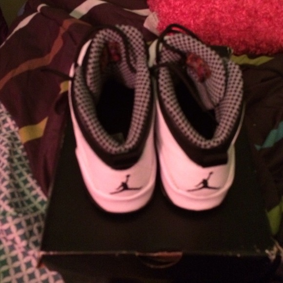 Steel 10s - Picture 2 of 4