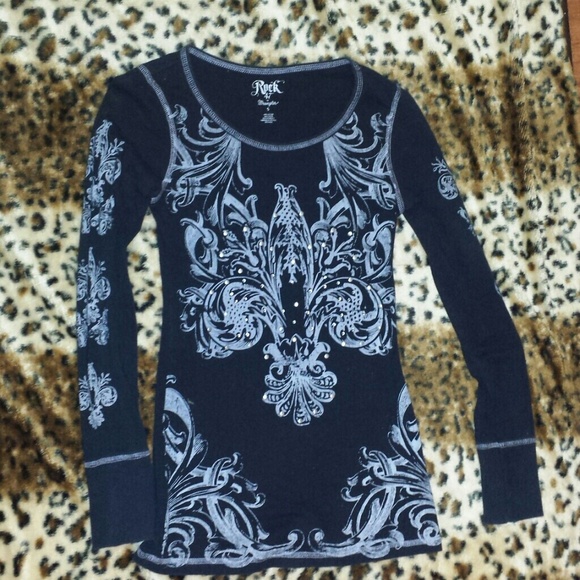 Bundle* Long sleeve t shirt * fleur-de-lis symbol*
