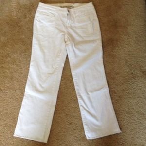 Gap white capris