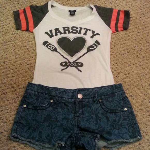 Rue 21 Top