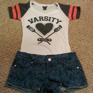 Rue 21 Top
