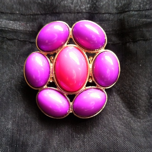 Fashion Jewelry/Costume Jewelry Stretch Ring - Picture 1 of 3