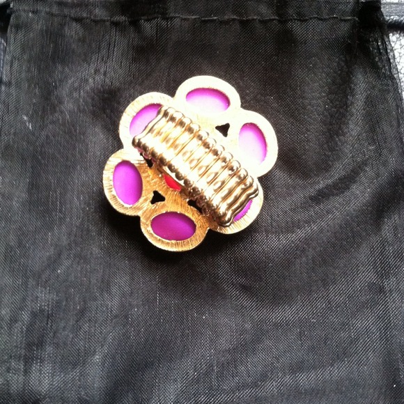 Fashion Jewelry/Costume Jewelry Stretch Ring - Picture 3 of 3