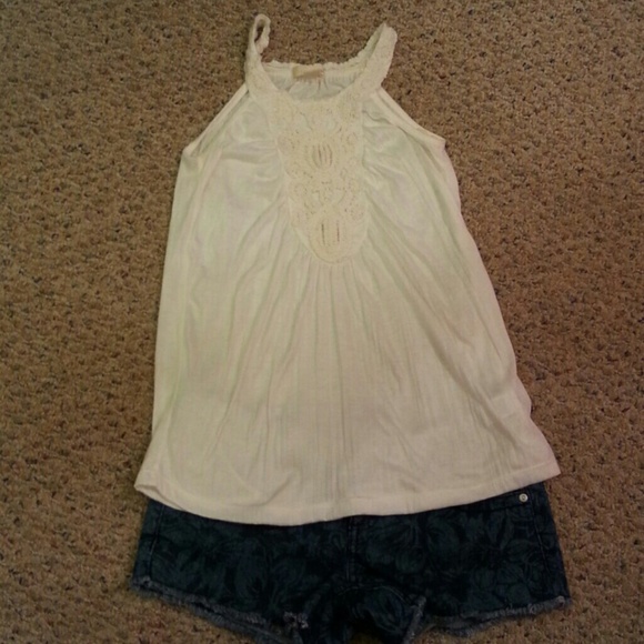 Sleeveless Top