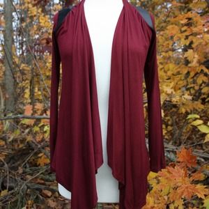 Jgg1417 Pleather shoulder Cardi