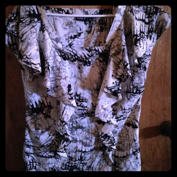 Feather print shirt