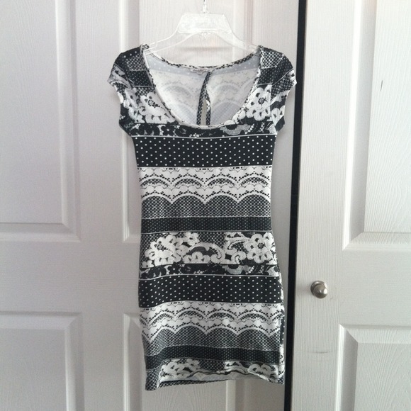 Tribal Print bodycon dress - Picture 1 of 3
