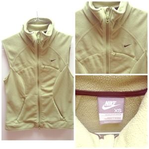 Nike fleece vest, sage green, size XS