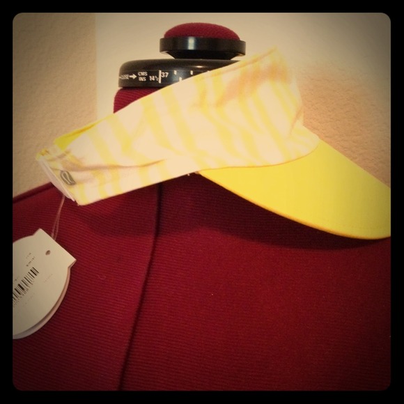 New Lululemon Sun Chaser Visor