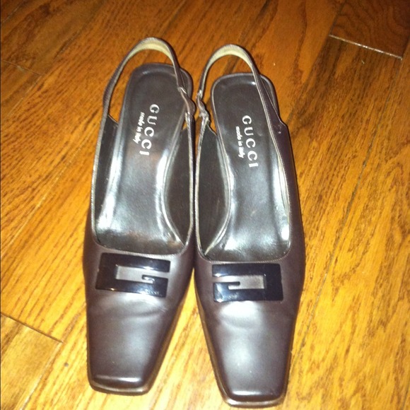 Gucci Shoes - ⬇️Authentic Gucci brown sling back pumps