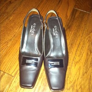 ⬇️Authentic Gucci brown sling back pumps