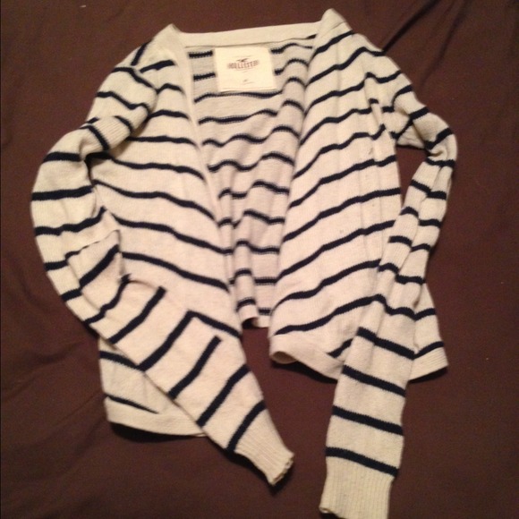 Hollister Cardigan