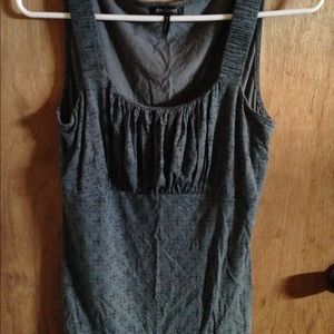 Dark gray tank