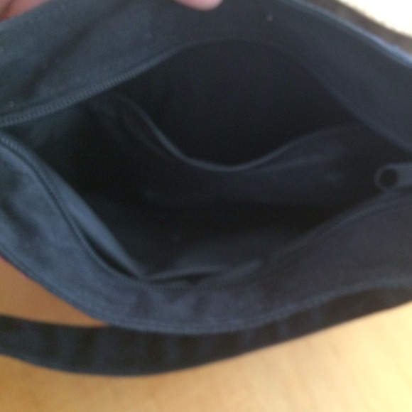 Purse - Picture 4 of 4