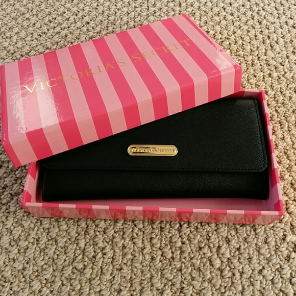 Victoria's Secret Wallet