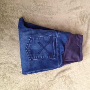 Old Navy Maternity jeggings.