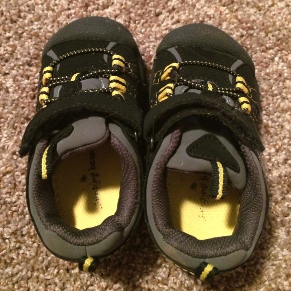 RESERVED Jumping Bean toddler shoes