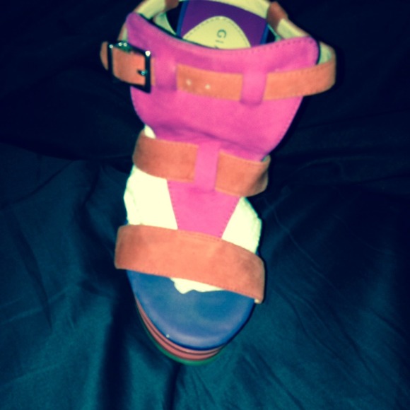 Giani Bini Colorblock Platform Gladiator - Picture 3 of 3