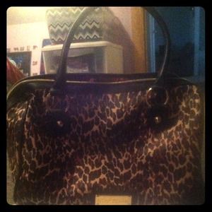 Betsy Johnson purse!! Beautiful!!❤️❤️❤️