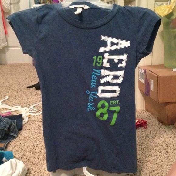 Navy Aeropostale T-Shirt Size Small - Picture 1 of 1